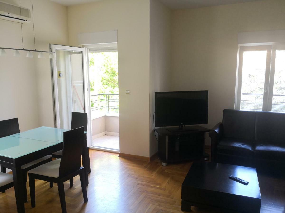 Ana's Apartment *